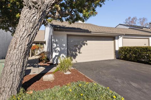 A home in Foster City