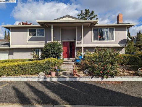 A home in Union City