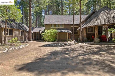 A home in Pinecrest