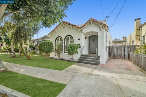 A home in San Leandro