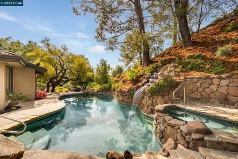 2565 Rolling Hills Ct, Alamo, CA 94507 - #: 41093012