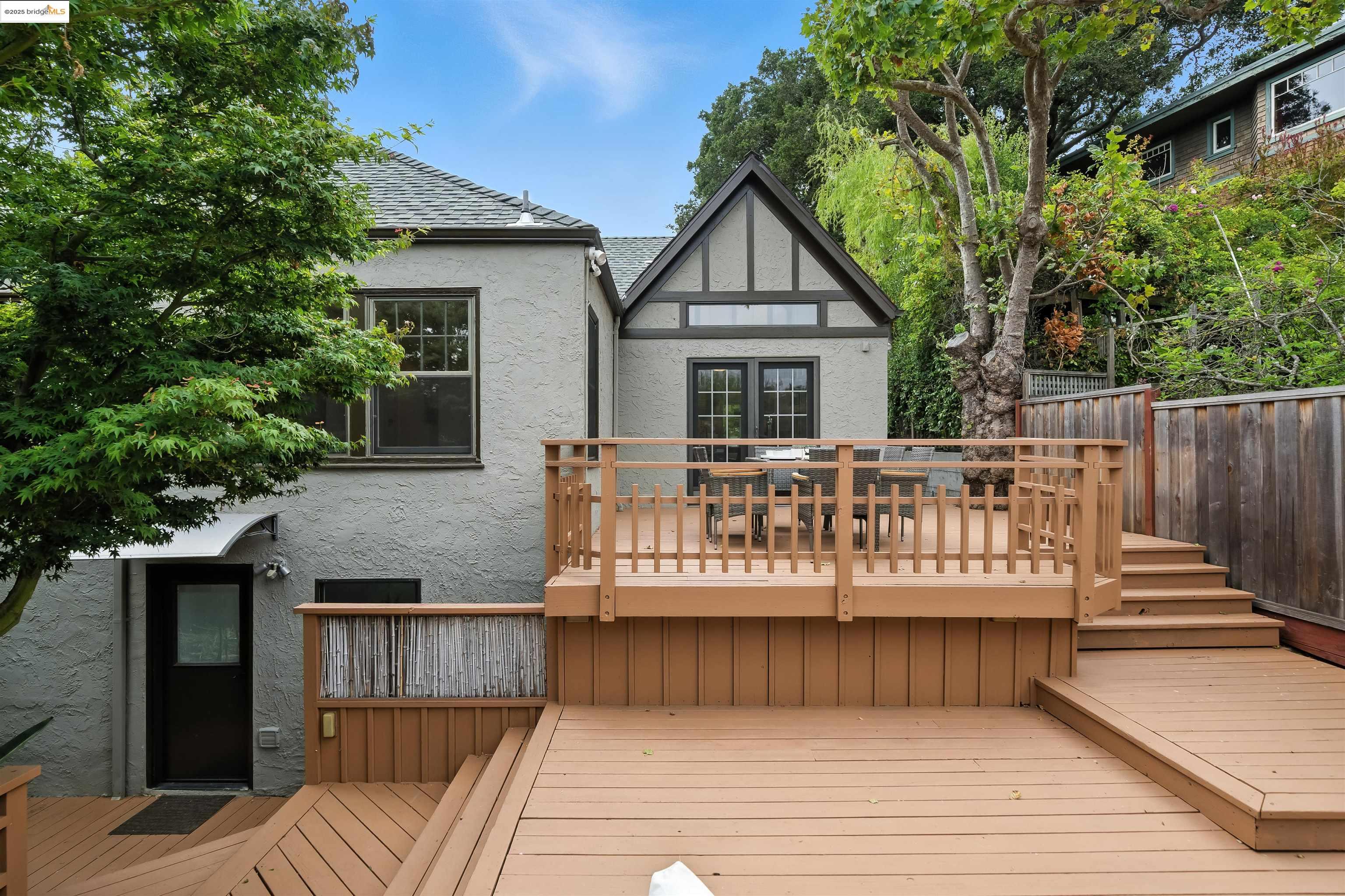 Berkeley, California 94707, United States, 3 Bedrooms Bedrooms, ,2 BathroomsBathrooms,Residential,Active,177245