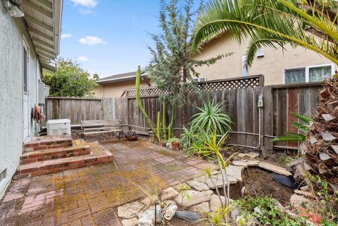 A home in Redwood Shores