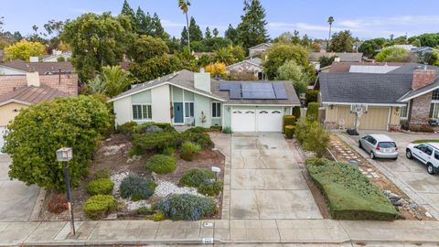 A home in Redwood Shores