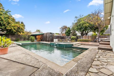 A home in Redwood Shores