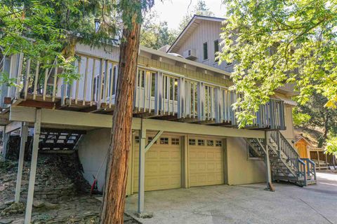 A home in Groveland