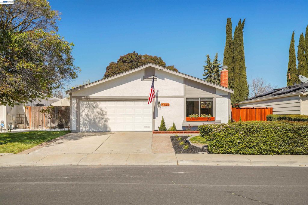 Photo of 4138 Bishop Pine Way, Livermore, CA 94551 (MLS # 41126447)