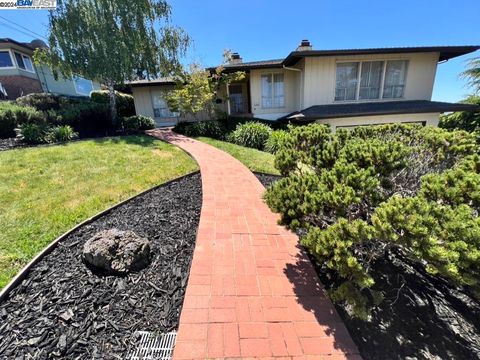 A home in San Leandro