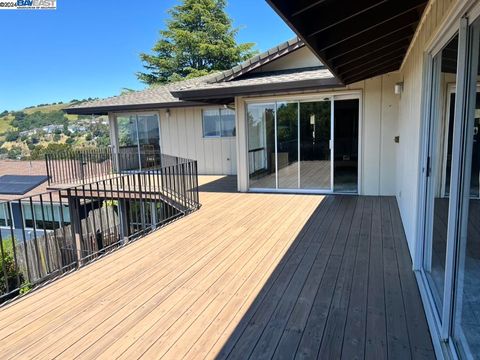 A home in San Leandro