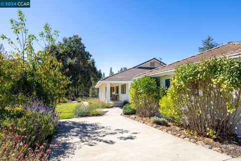 A home in Angwin