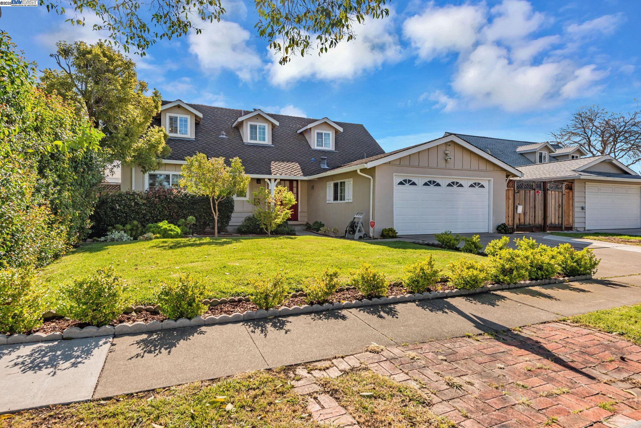 7728 Hazelnut Dr