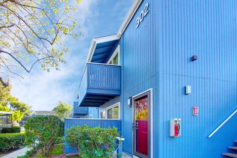 A home in San Bruno