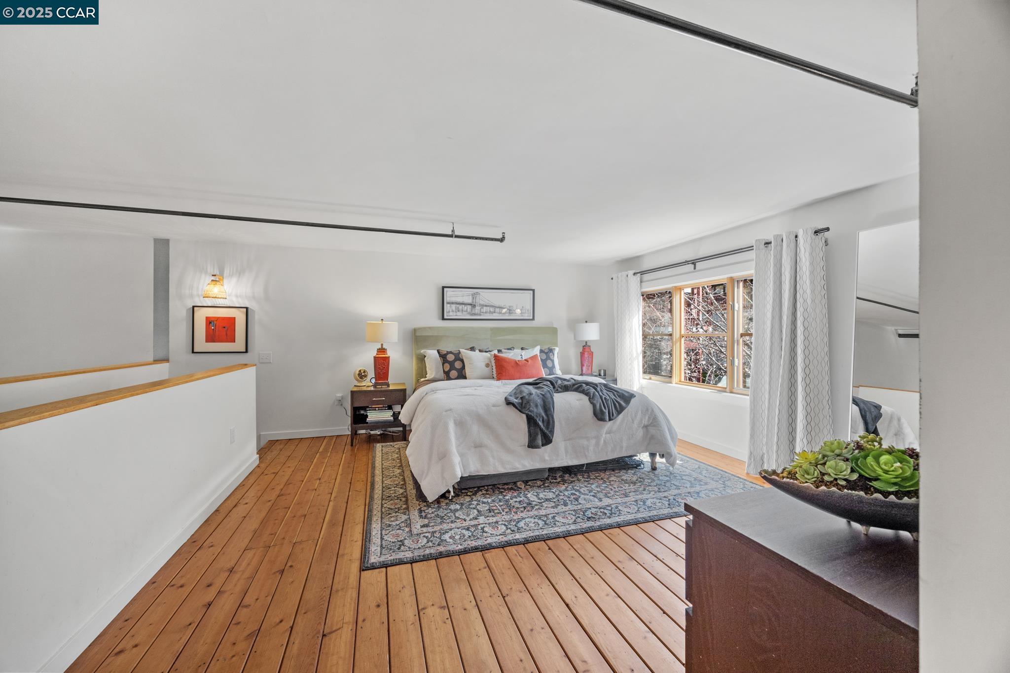 Oakland, California 94601, United States, 2 Bedrooms Bedrooms, ,2 BathroomsBathrooms,Residential,Pending,82924