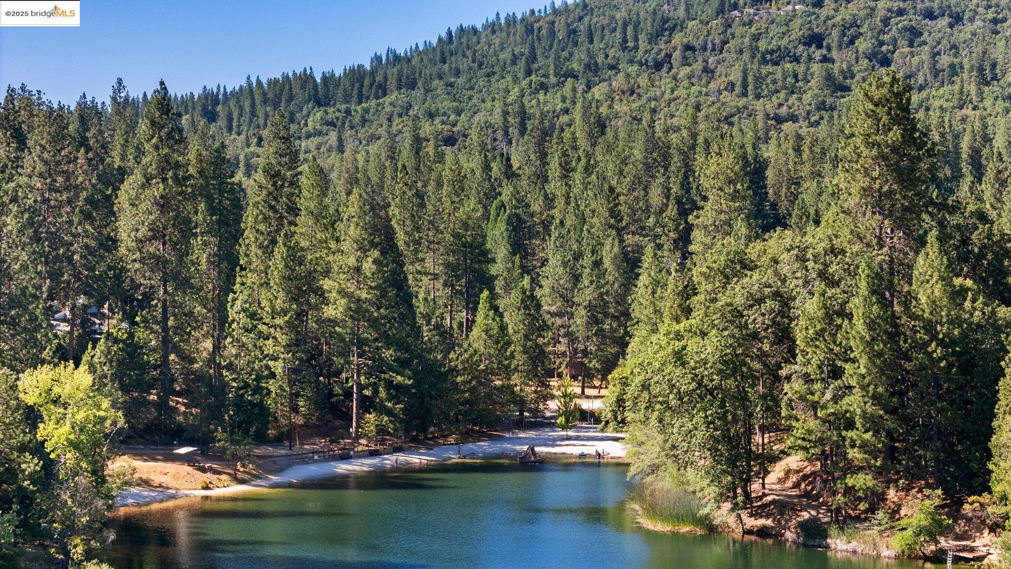 Twain Harte, California 95383, United States, 2 Bedrooms Bedrooms, ,2 BathroomsBathrooms,Residential,Active,169378