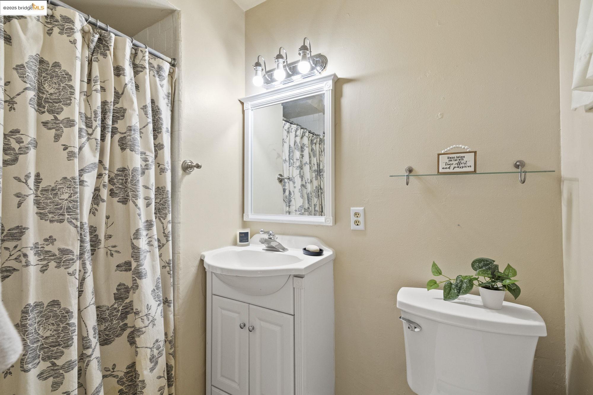 Twain Harte, California 95383, United States, 2 Bedrooms Bedrooms, ,2 BathroomsBathrooms,Residential,Active,169378