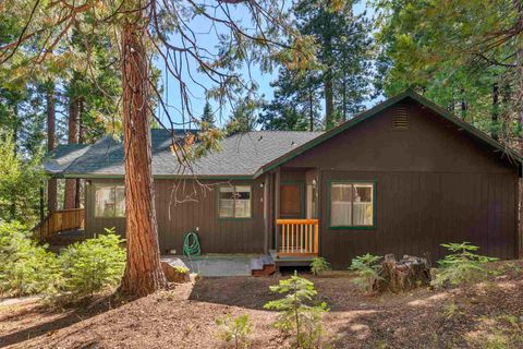 A home in Pinecrest