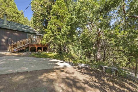 A home in Pinecrest