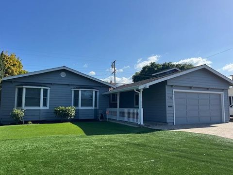 Photo of 5188 Northlawn Drive, San Jose, CA 95130 (MLS # ML82045145)