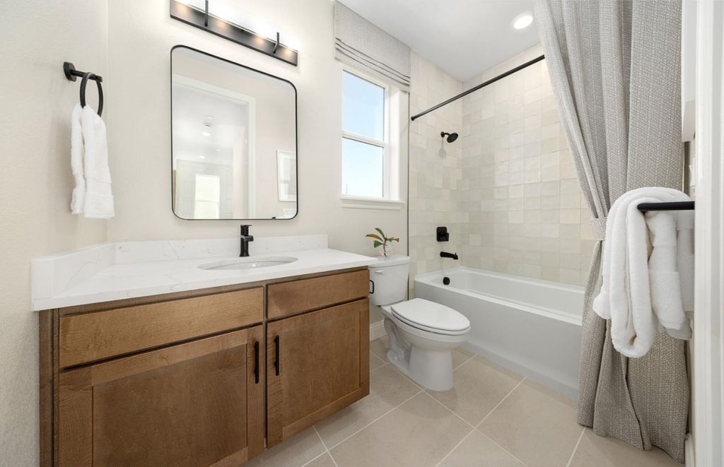 Photo of 2322 Red Oak Court, San Mateo, CA 94403 (MLS # ML82040945)