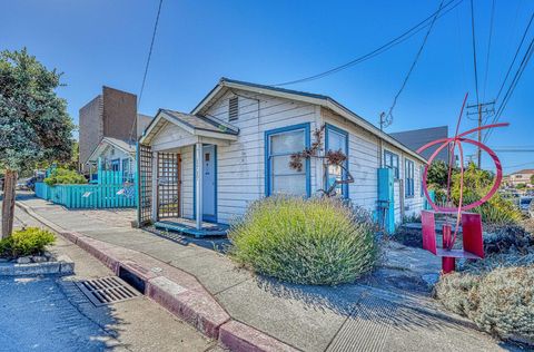 A home in Seaside