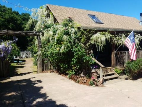 A home in San Juan Bautista