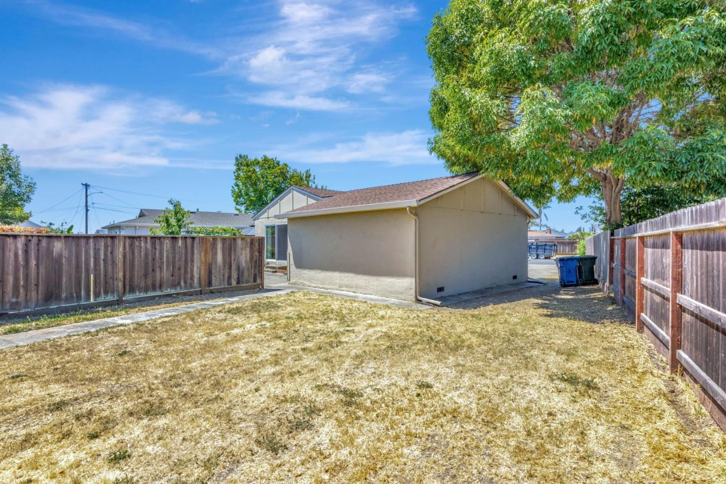 Newark, California 94560, United States, 3 Bedrooms Bedrooms, ,2 BathroomsBathrooms,Residential,Active,164814