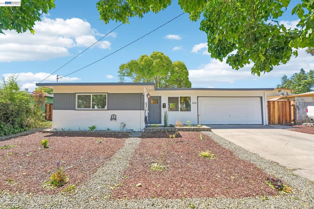 Photo of 606 W 9Th St, Santa Rosa, CA 95401 (MLS # 41135589)