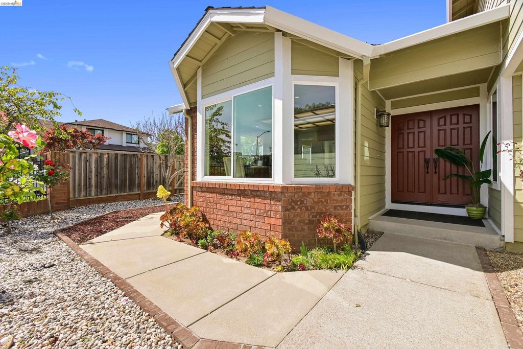 Photo of 4303 Chamberlin Ct, Oakland, CA 94619 (MLS # 41135124)