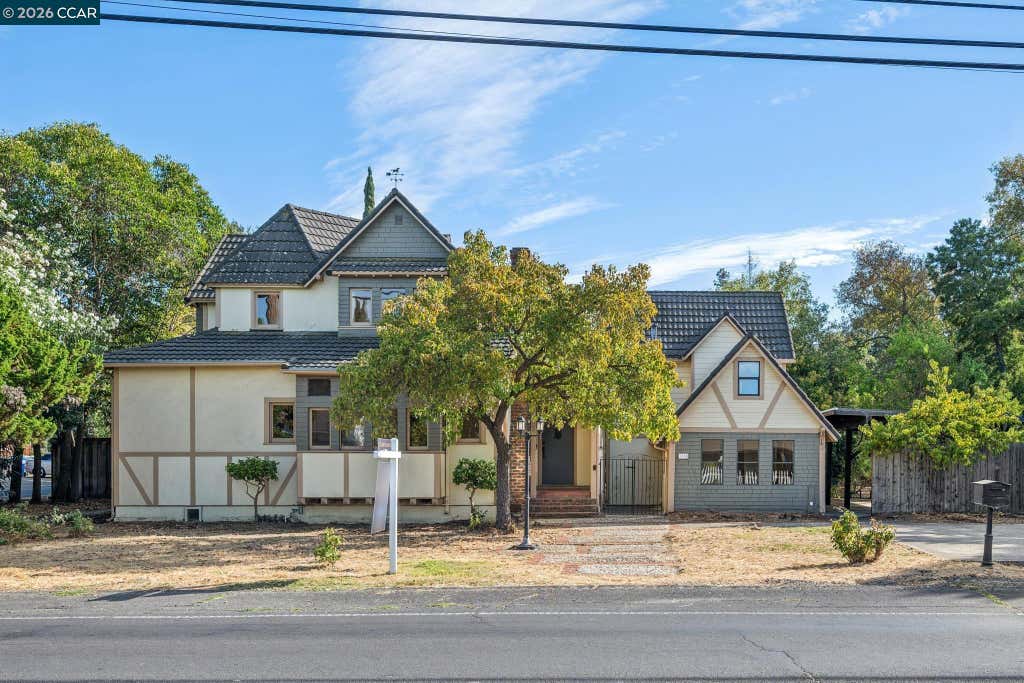 Photo of 3386 Cowell Rd, Concord, CA 94518 (MLS # 41145890)