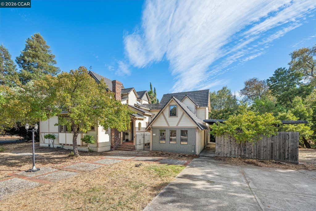 Photo of 3386 Cowell Rd, Concord, CA 94518 (MLS # 41145890)