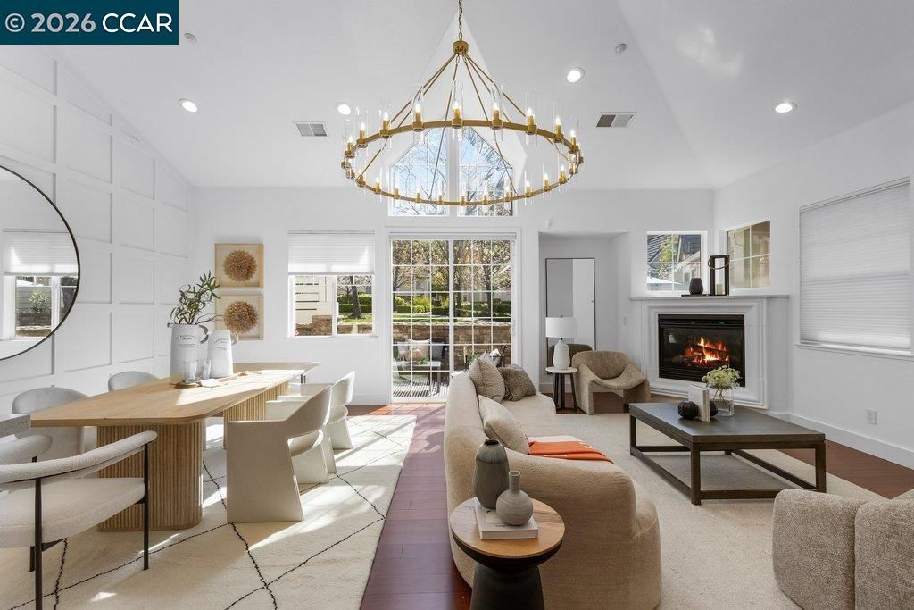 Photo of 172 Sugarloaf Ct, Alamo, CA 94507 (MLS # 41127618)