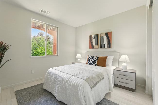 Hayward, California 94541, United States, 4 Bedrooms Bedrooms, ,3 BathroomsBathrooms,Residential,Active,214351