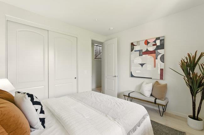 Hayward, California 94541, United States, 4 Bedrooms Bedrooms, ,3 BathroomsBathrooms,Residential,Active,214351