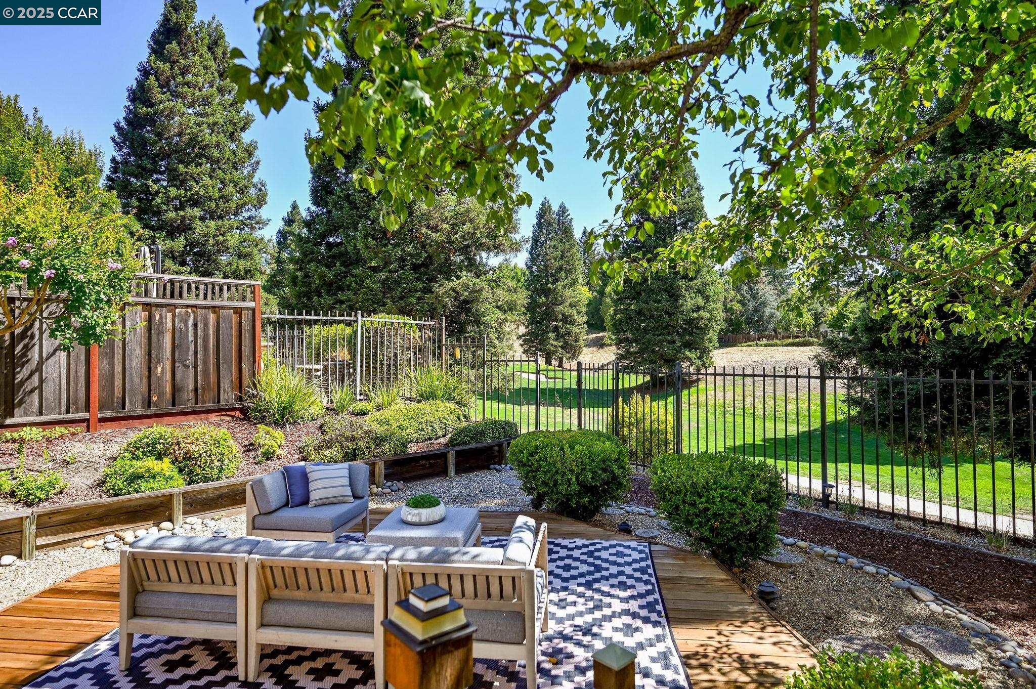 San Ramon, California 94582, United States, 4 Bedrooms Bedrooms, ,3 BathroomsBathrooms,Residential,Active,206823