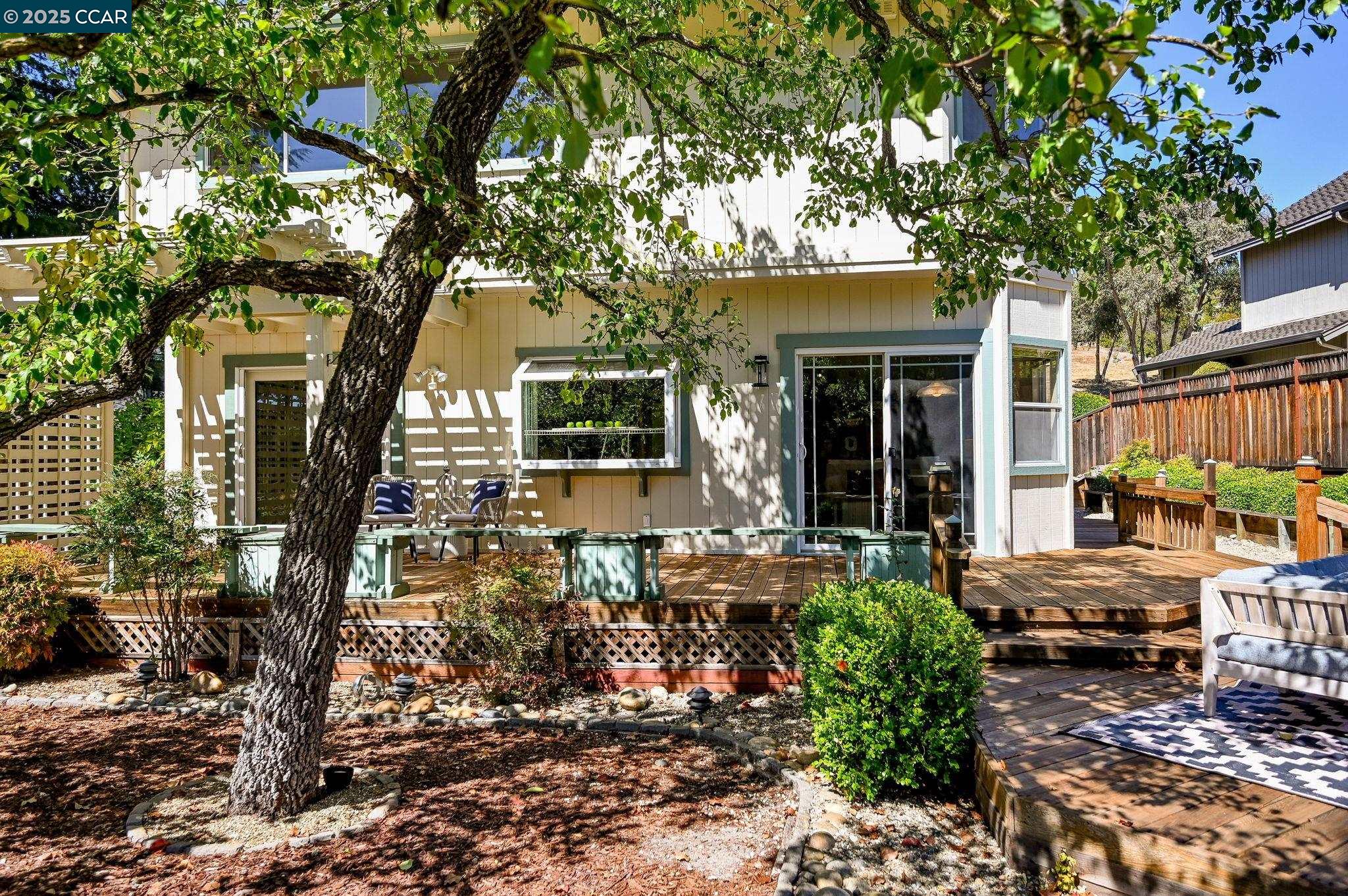 San Ramon, California 94582, United States, 4 Bedrooms Bedrooms, ,3 BathroomsBathrooms,Residential,Active,206823