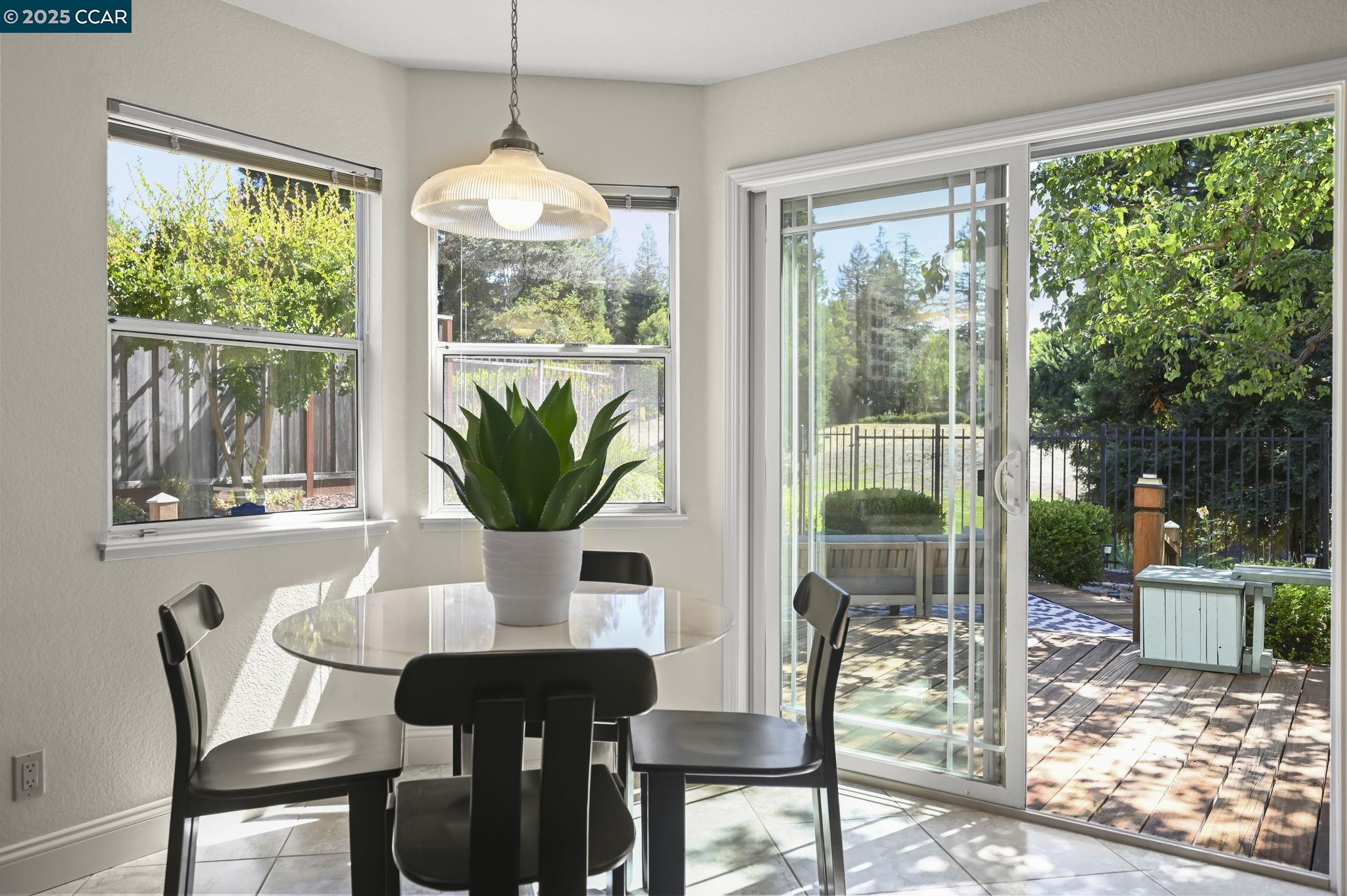 San Ramon, California 94582, United States, 4 Bedrooms Bedrooms, ,3 BathroomsBathrooms,Residential,Active,206823