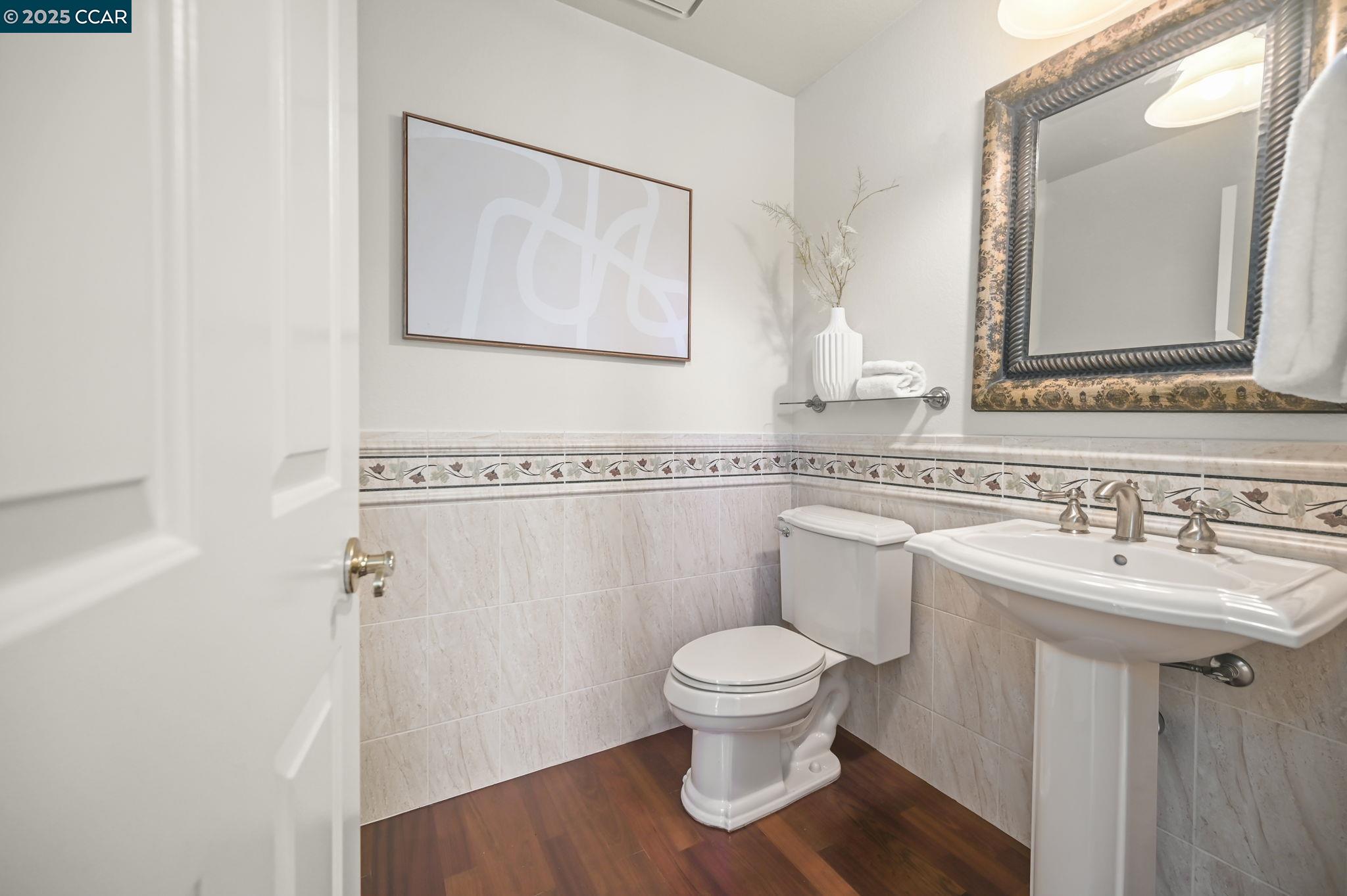 San Ramon, California 94582, United States, 4 Bedrooms Bedrooms, ,3 BathroomsBathrooms,Residential,Active,206823