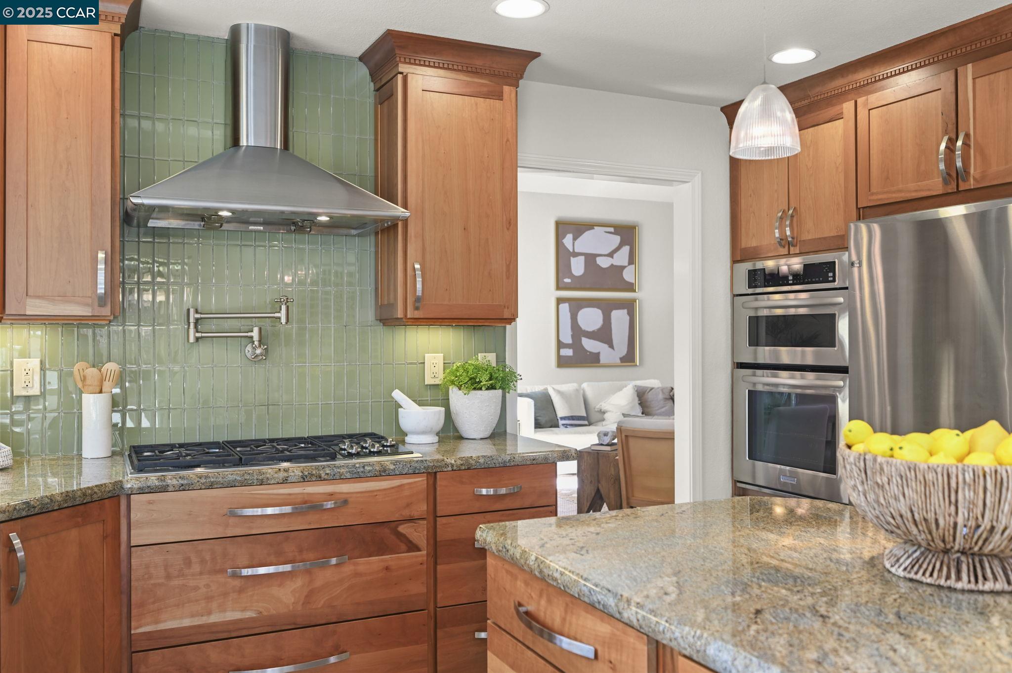 San Ramon, California 94582, United States, 4 Bedrooms Bedrooms, ,3 BathroomsBathrooms,Residential,Active,206823