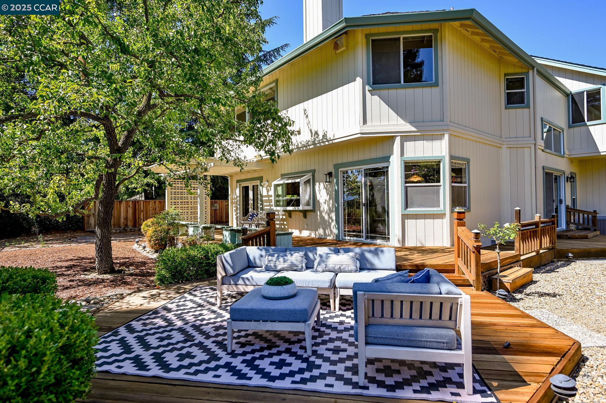 San Ramon, California 94582, United States, 4 Bedrooms Bedrooms, ,3 BathroomsBathrooms,Residential,Active,206823