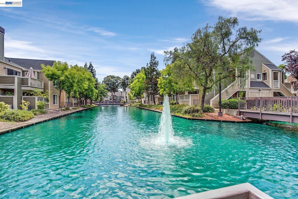 Photo of 150 Reflections Drive #13, San Ramon, CA 94583 (MLS # 41135643)