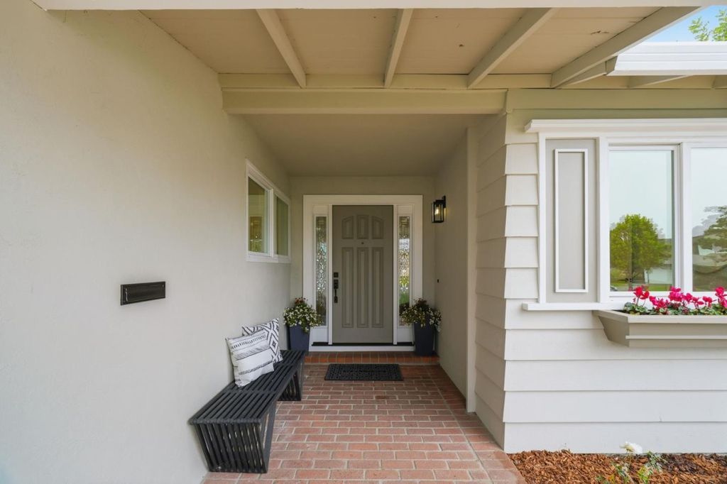 Photo of 502 Humber Court, Sunnyvale, CA 94087 (MLS # ML82035333)