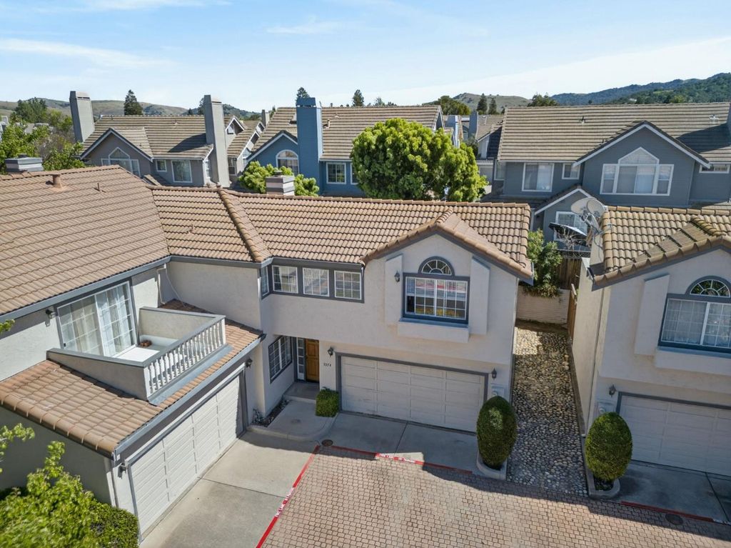 Photo of 1074 Almaden Village Lane, San Jose, CA 95120 (MLS # ML82040983)