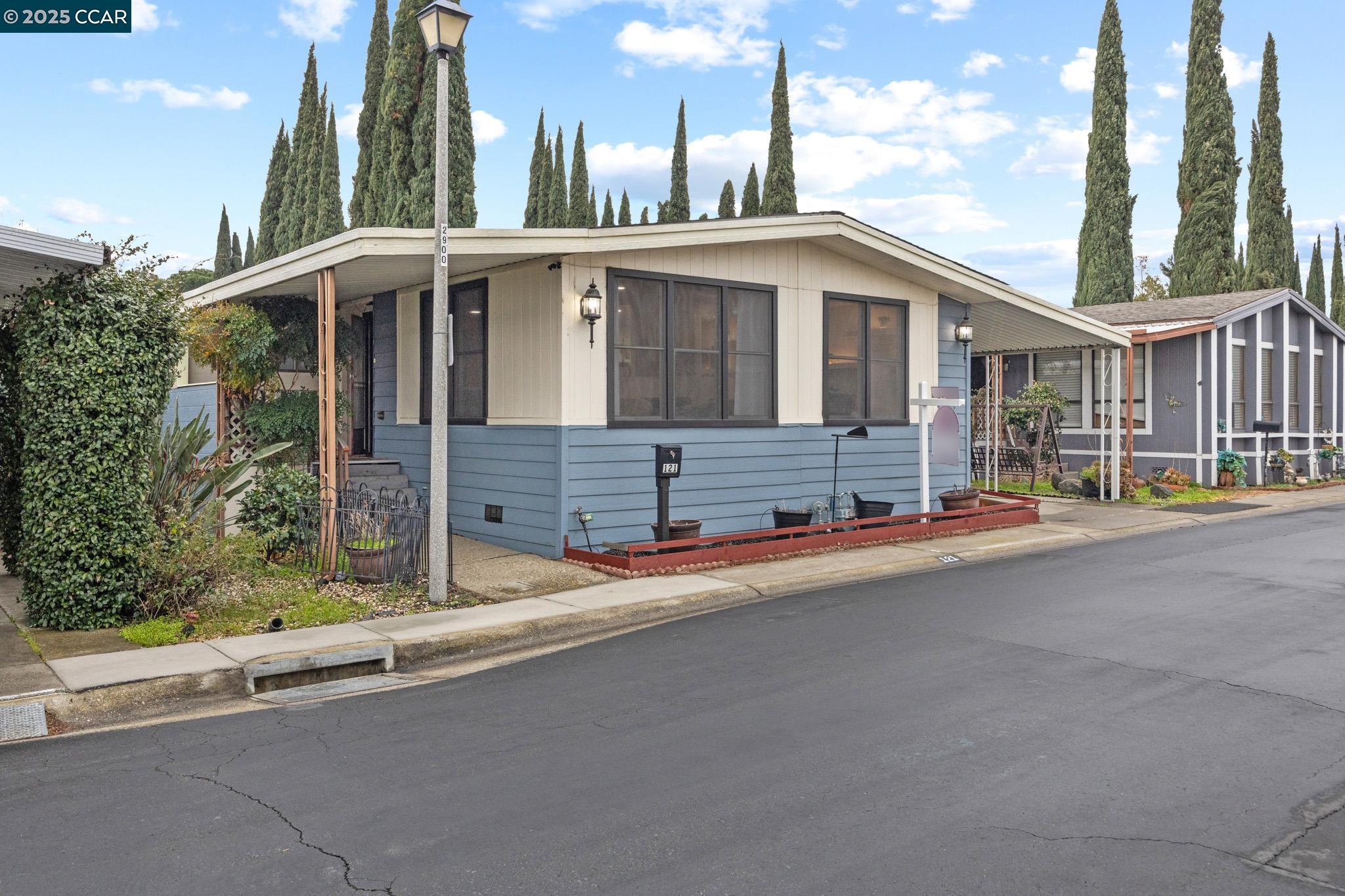 Antioch, California 94509, United States, 2 Bedrooms Bedrooms, ,2 BathroomsBathrooms,Residential,Pending,20730