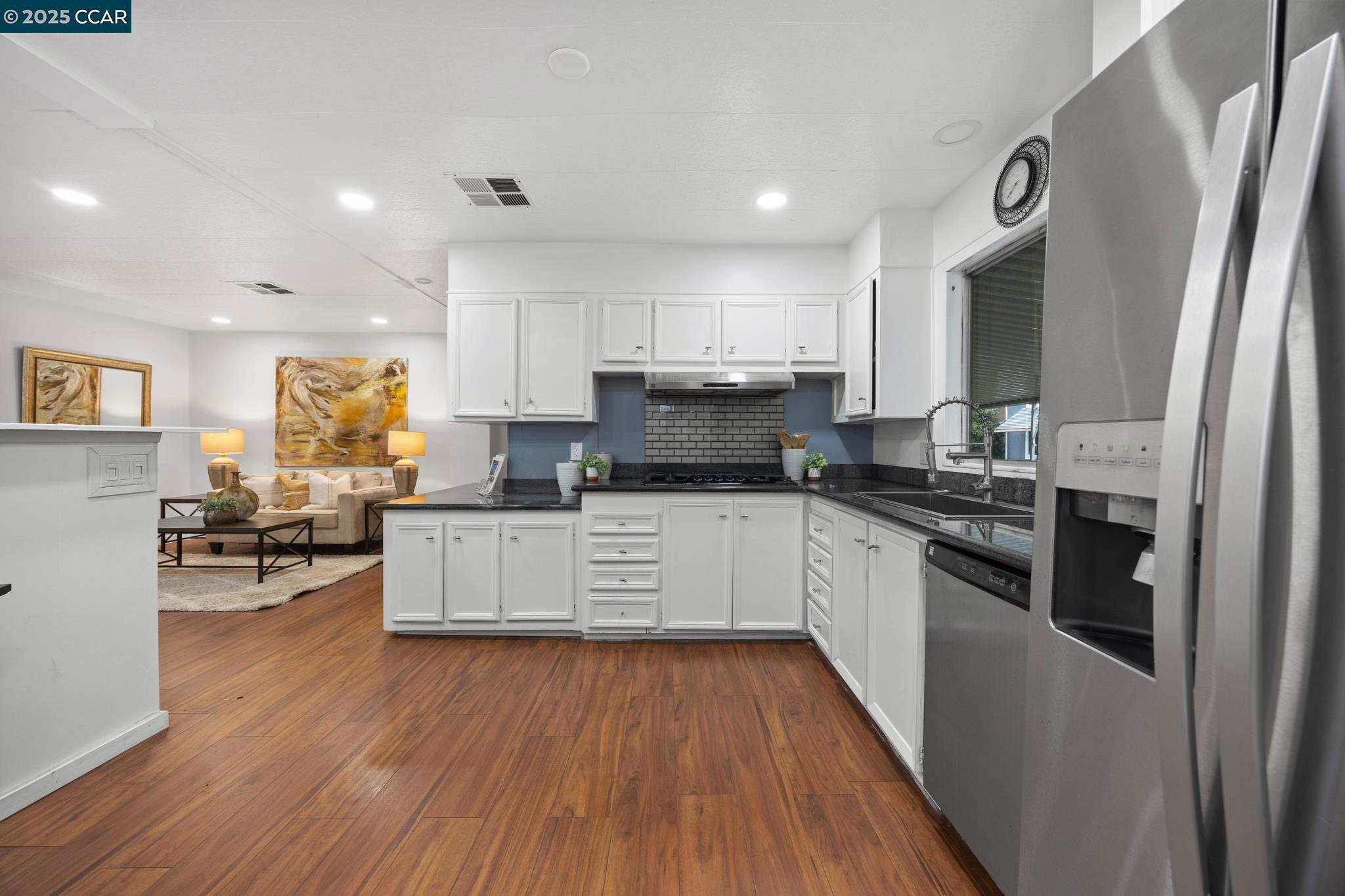 Antioch, California 94509, United States, 2 Bedrooms Bedrooms, ,2 BathroomsBathrooms,Residential,Pending,20730