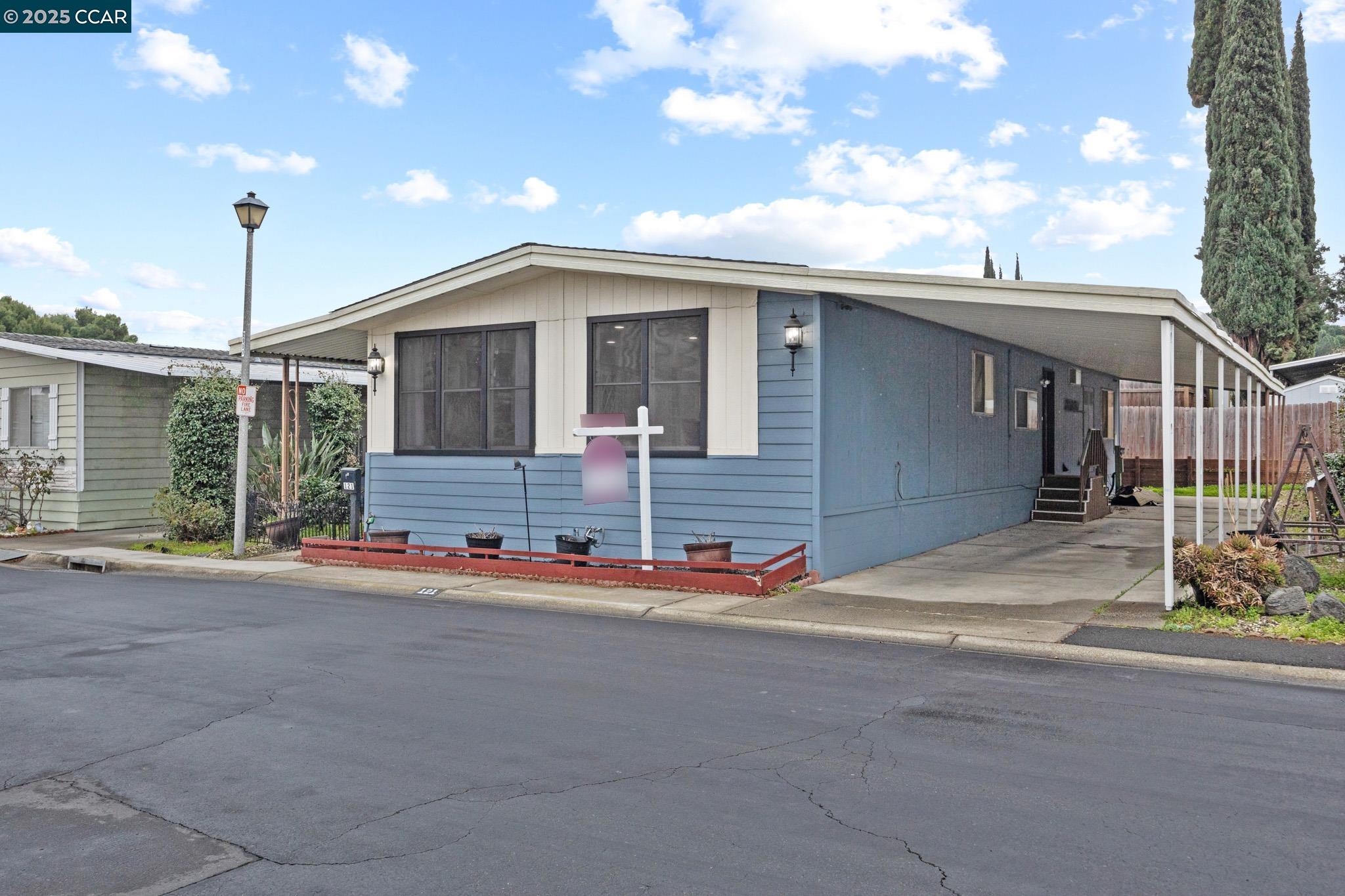 Antioch, California 94509, United States, 2 Bedrooms Bedrooms, ,2 BathroomsBathrooms,Residential,Pending,20730