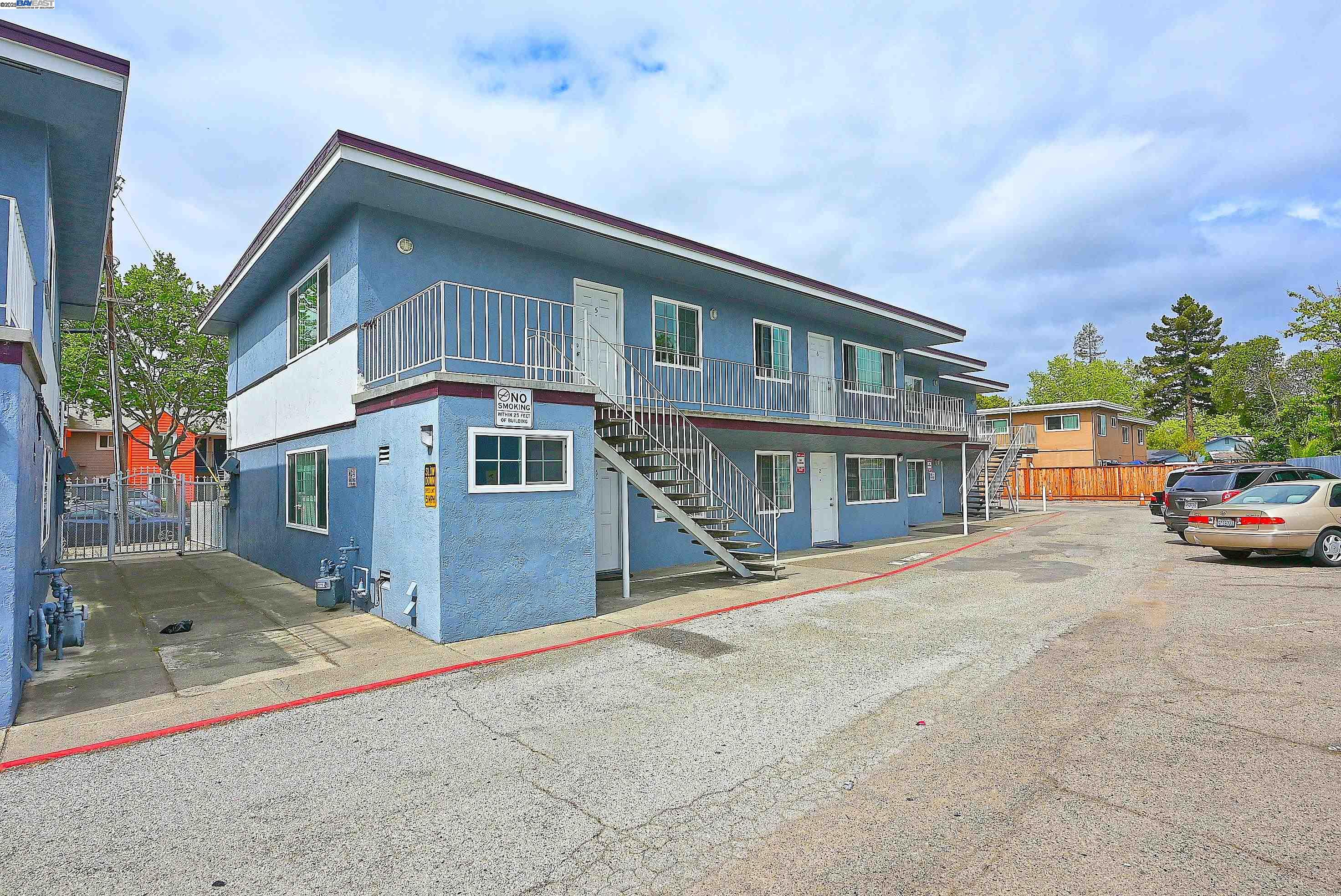 27808 Huntwood Ave