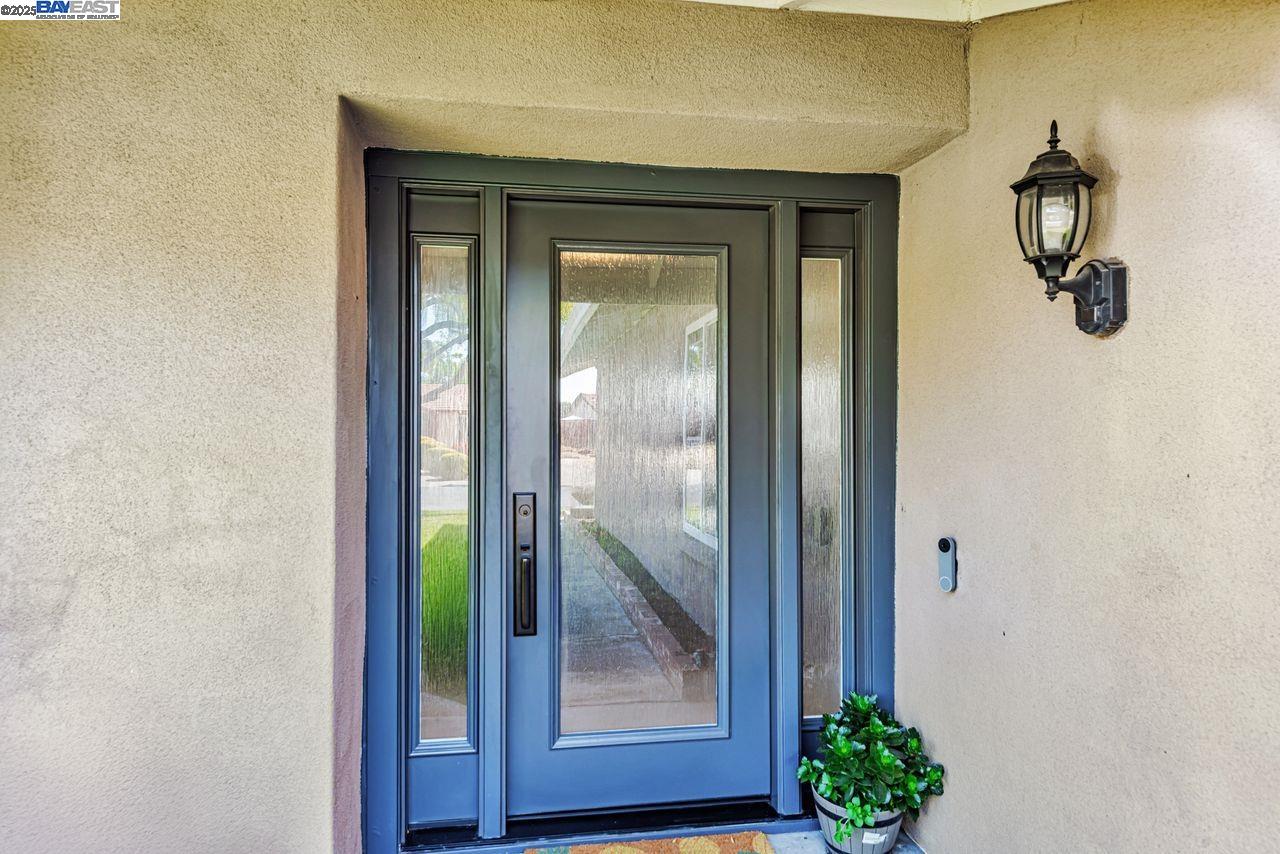 4318 Ellen Way