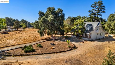 Photo of 16641 Buckhorn Mountain Rd, Sonora, CA 95370 (MLS # 41119680)