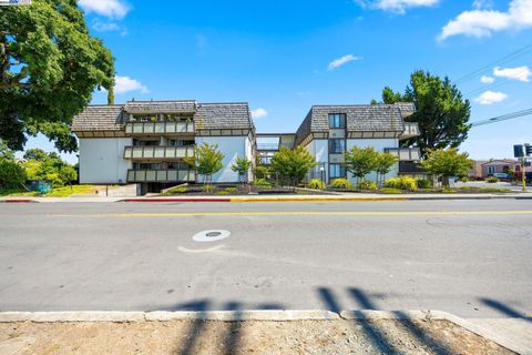 A home in San Leandro