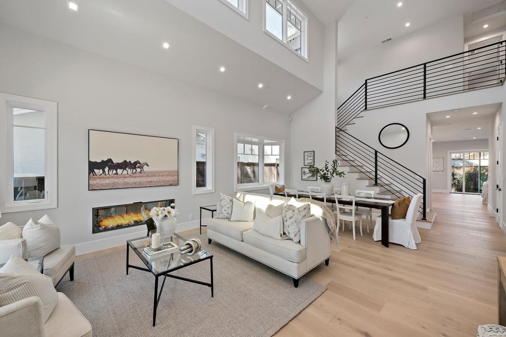 Photo of 263 Belmont Avenue, Redwood City, CA 94061 (MLS # ML82026293)